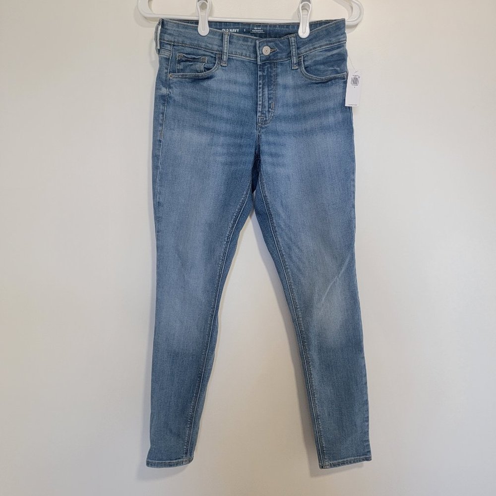 NWT Old Navy Mid-Rise Rockstar Super Skinny Jeans Size 2
